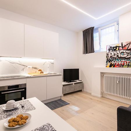 Mameli Home - M4 Tricolore Milan Luaran gambar